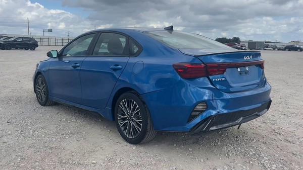 2024 Kia FORTE GT-LINE - photo 3