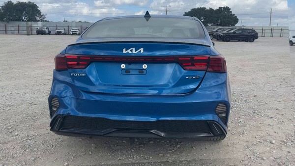 2024 Kia FORTE GT-LINE - photo 4