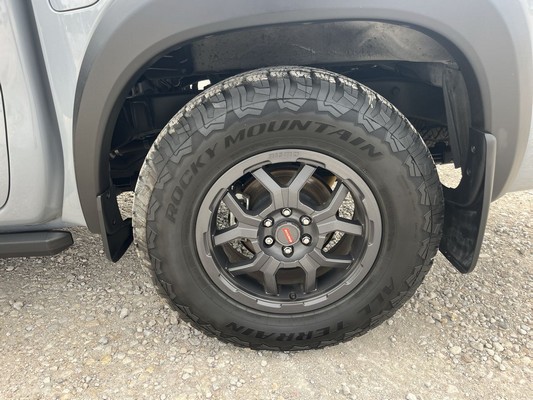 2022 Nissan FRONTIER CREW PRO-X - photo 16