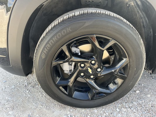 2025 Chevrolet TRAX FWD LT - photo 15