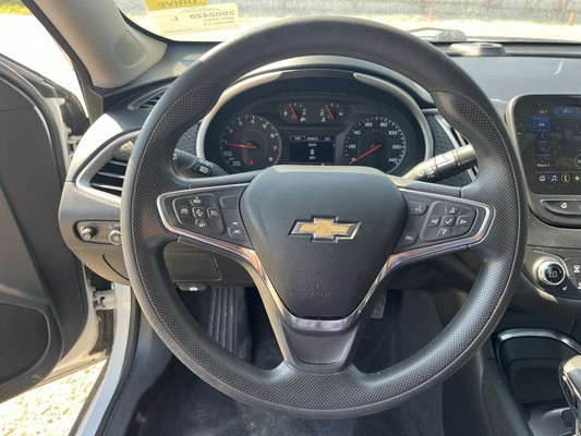 2023 Chevrolet Malibu - photo 14
