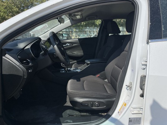 2023 Chevrolet Malibu - photo 18