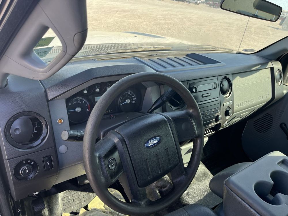 2013 Ford F250 - photo 20