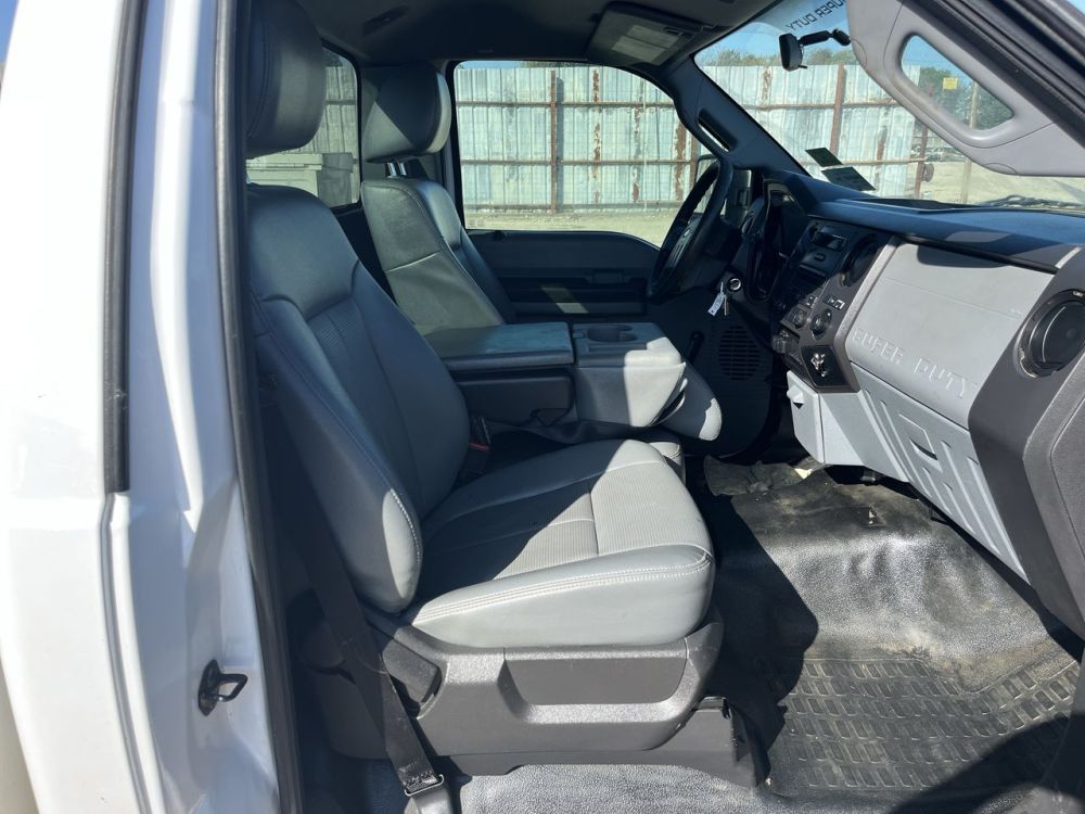 2013 Ford F250 - photo 24
