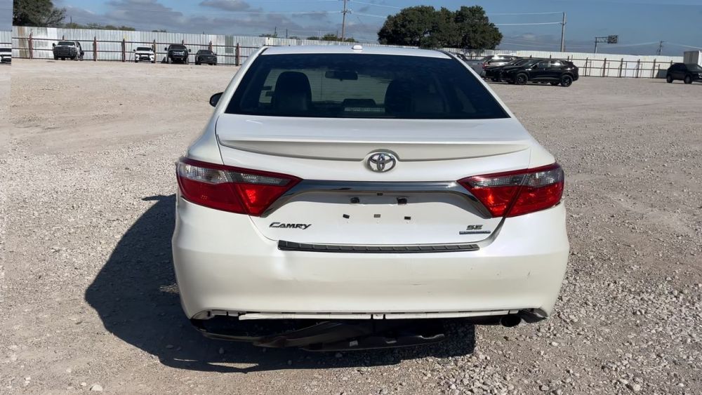 2016 Toyota CAMRY SPECIAL EDITION - photo 4
