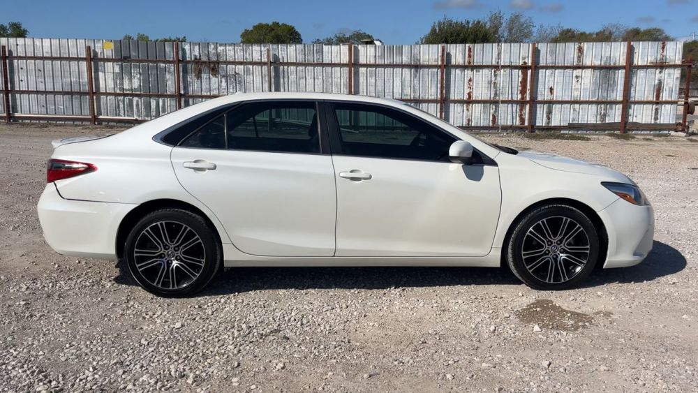2016 Toyota CAMRY SPECIAL EDITION - photo 6