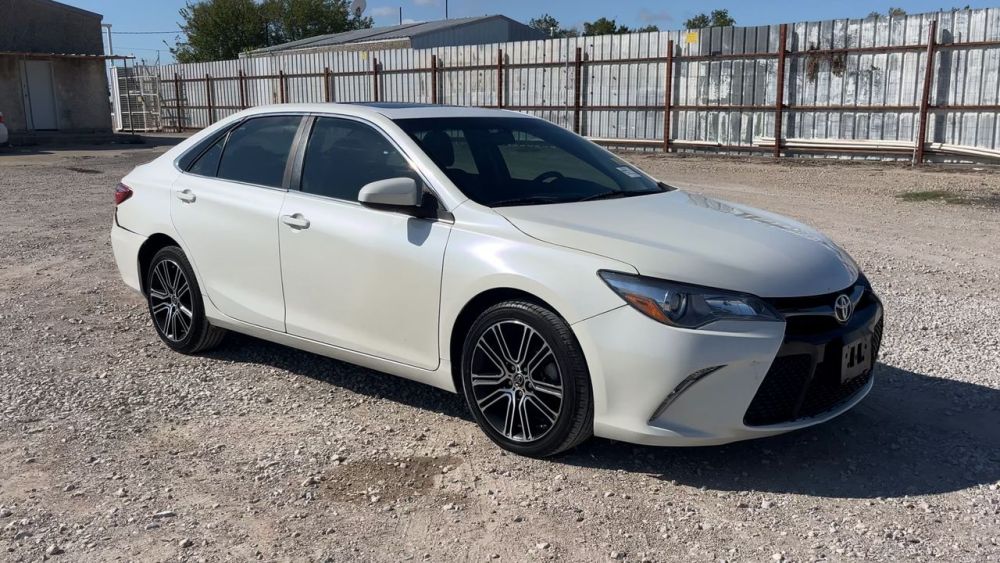 2016 Toyota CAMRY SPECIAL EDITION - photo 7