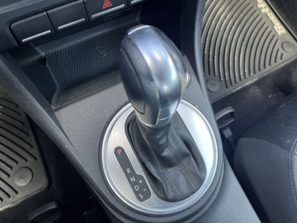 2019 Volkswagen BEETLE S - photo 17