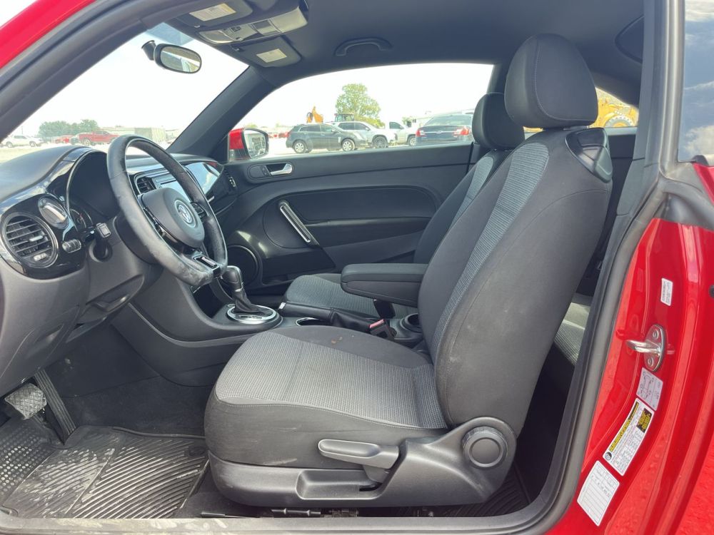 2019 Volkswagen BEETLE S - photo 20