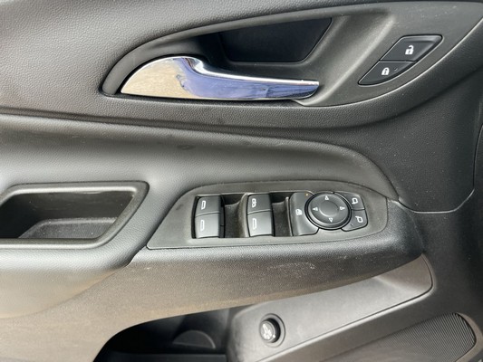 2023 Chevrolet EQUINOX LT - photo 22