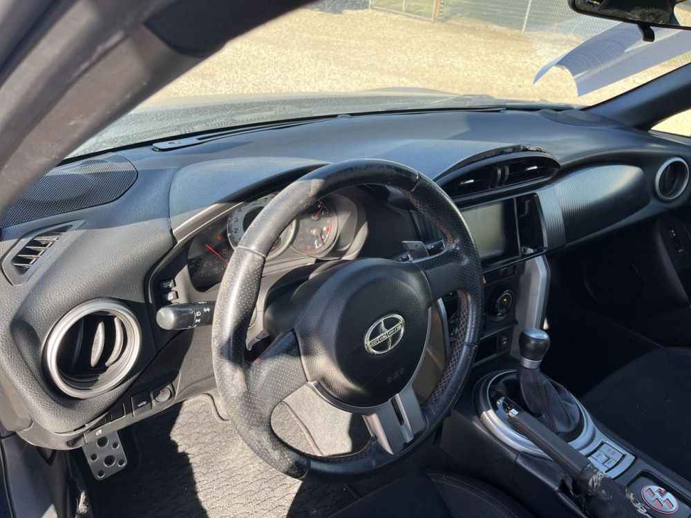 2013 Toyota SCION FR-S BASE - photo 23