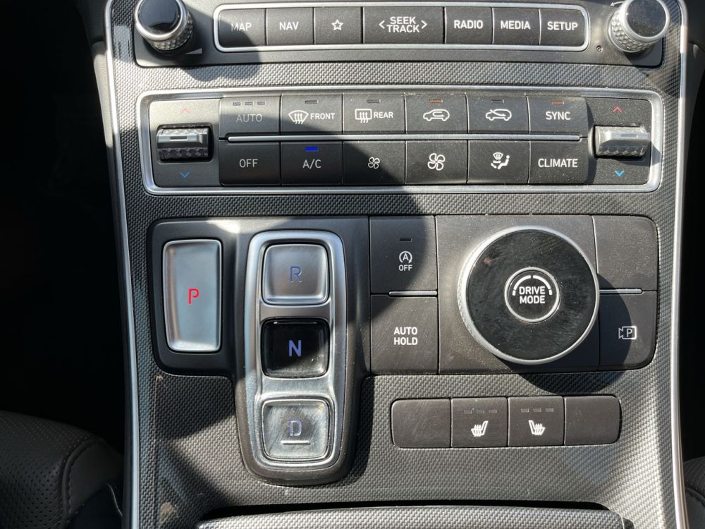 2022 Hyundai SANTA FE SEL - photo 17