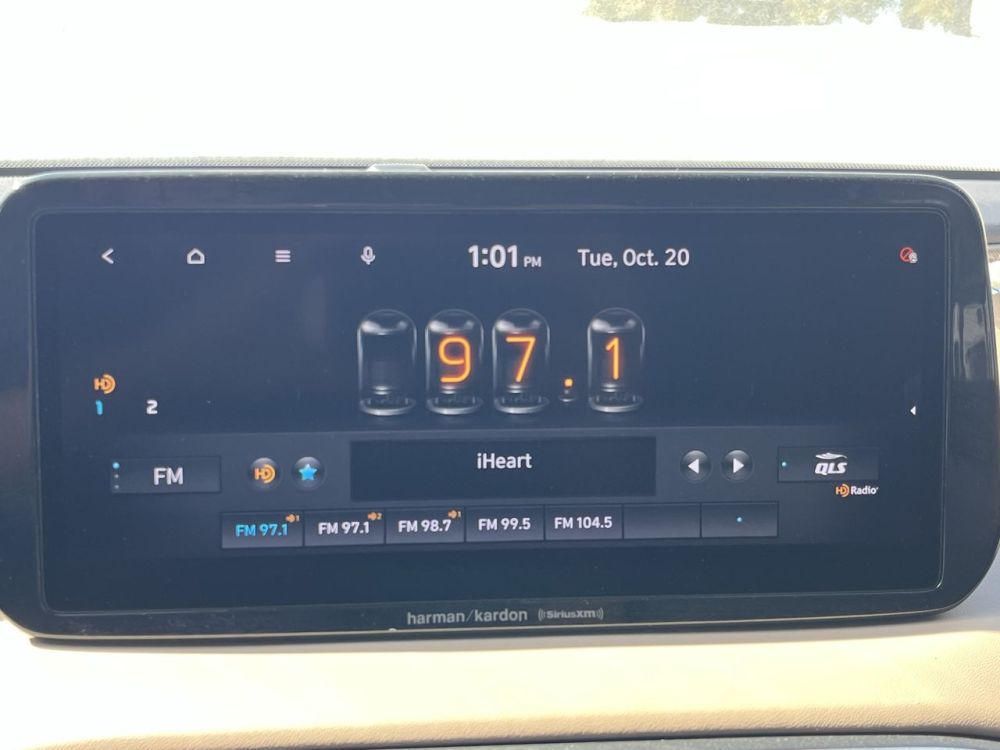 2022 Hyundai SANTA FE SEL - photo 9