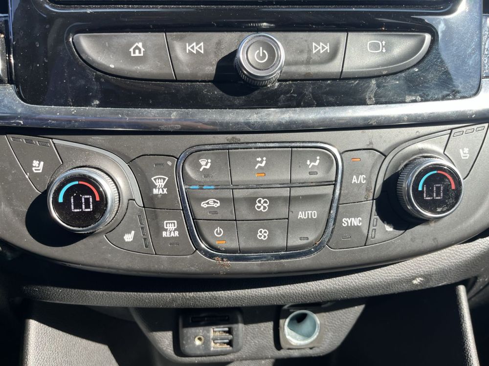 2021 Chevrolet Traverse - photo 16