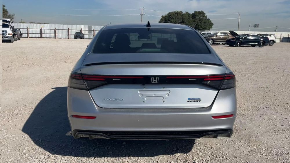 2024 Honda Accord - photo 4