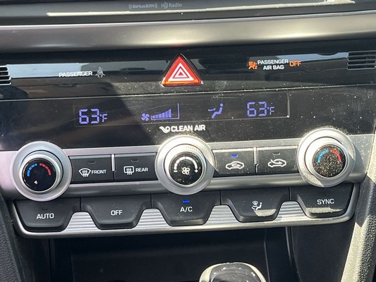 2019 Hyundai Elantra - photo 14