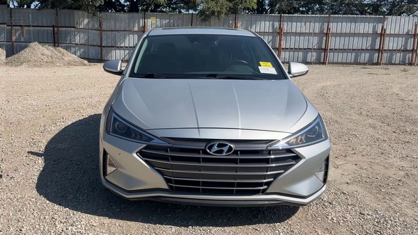 2019 Hyundai Elantra - photo 8