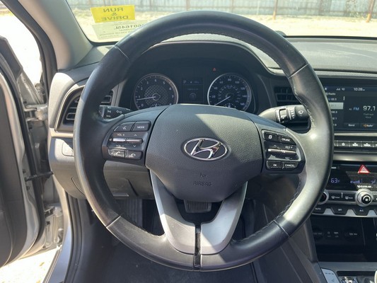 2019 Hyundai Elantra - photo 10