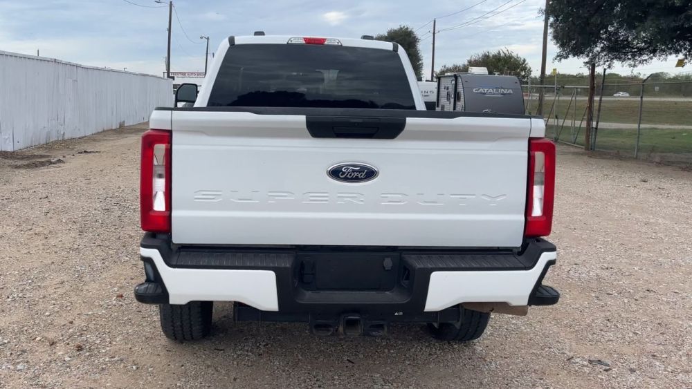 2025 Ford F250 - photo 4