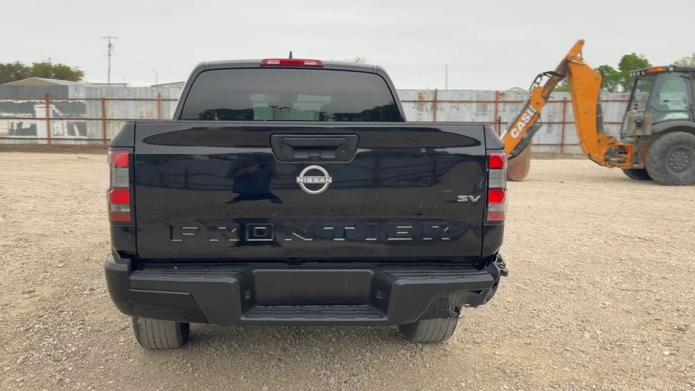 2022 Nissan FRONTIER S - photo 4