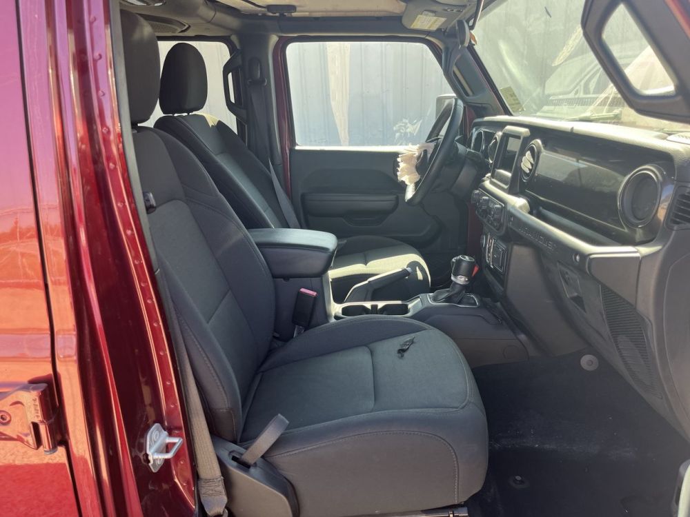 2021 Jeep WRANGLER UNLIMITED SPORT ALTITUDE - photo 24