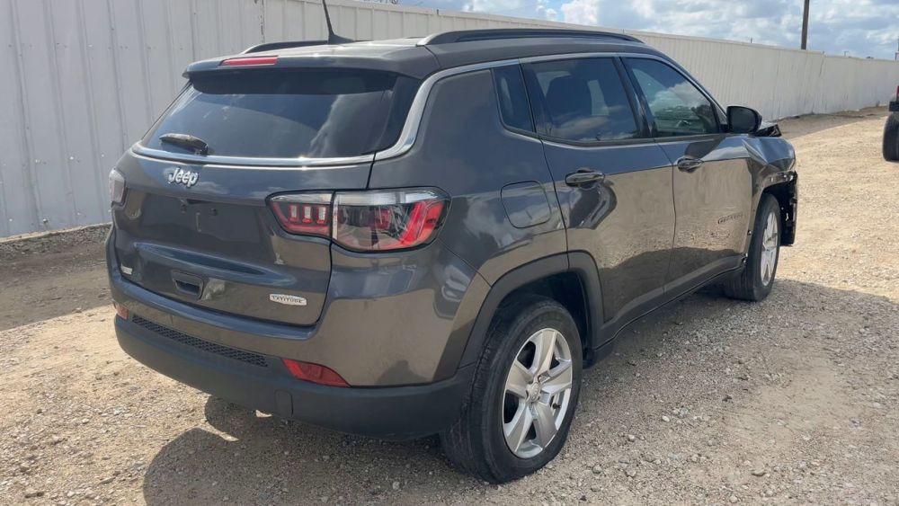 2022 Jeep COMPASS LATITUDE - photo 5
