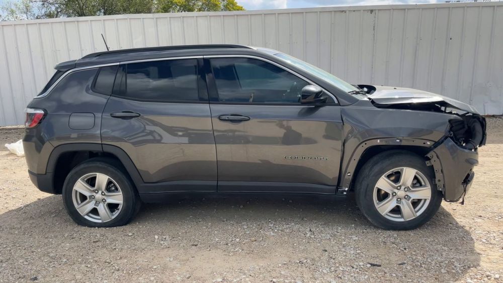 2022 Jeep COMPASS LATITUDE - photo 6