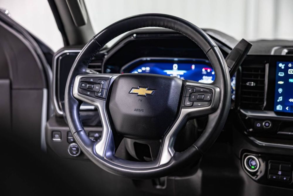 2024 Chevrolet Silverado 3500 LT 4WD - photo 12