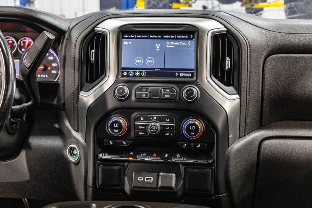 2019 Chevrolet Silverado 1500 RST 4WD - photo 13