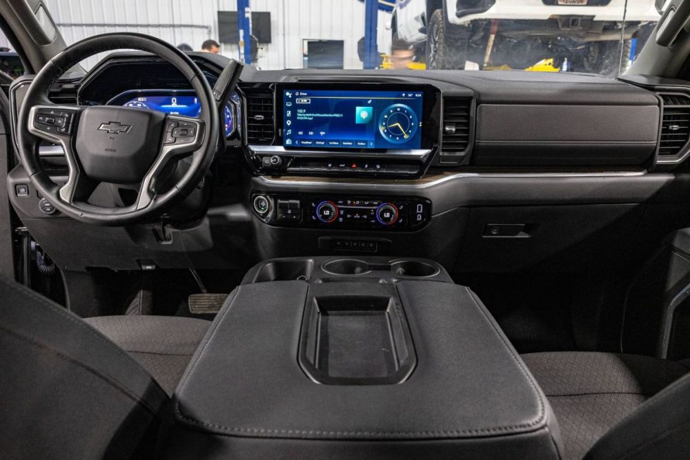 2025 Chevrolet Silverado 2500 LT 4WD - photo 12