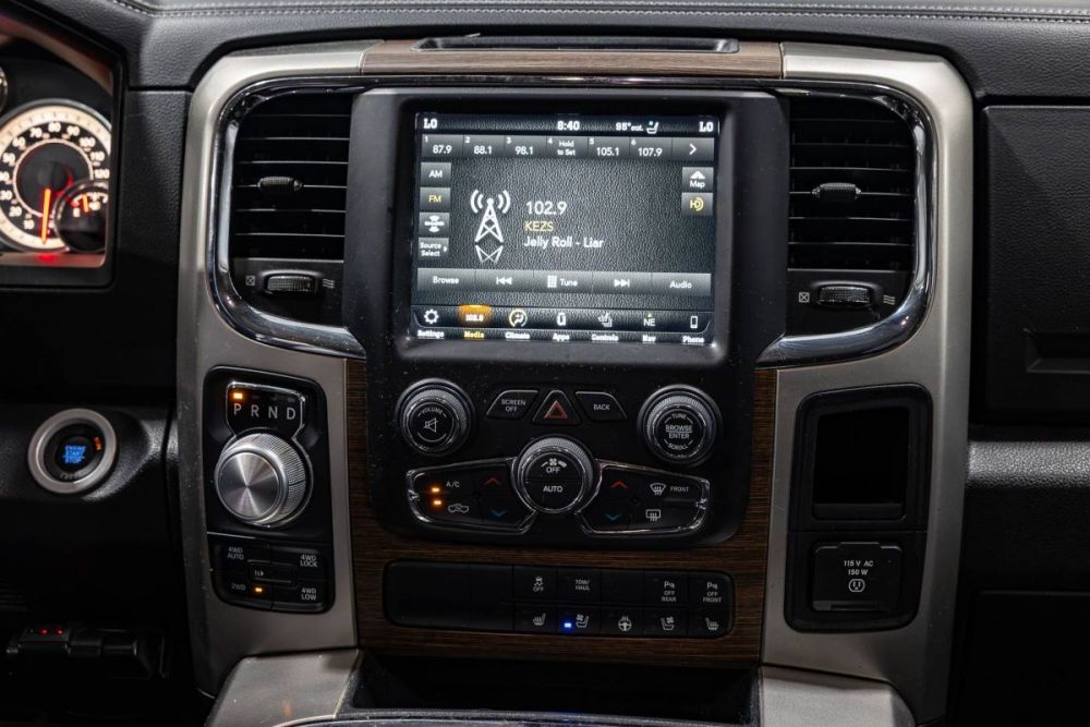 2018 Ram 1500 Laramie 4WD - photo 13