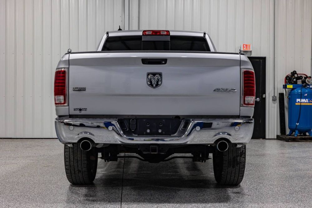 2018 Ram 1500 Laramie 4WD - photo 4