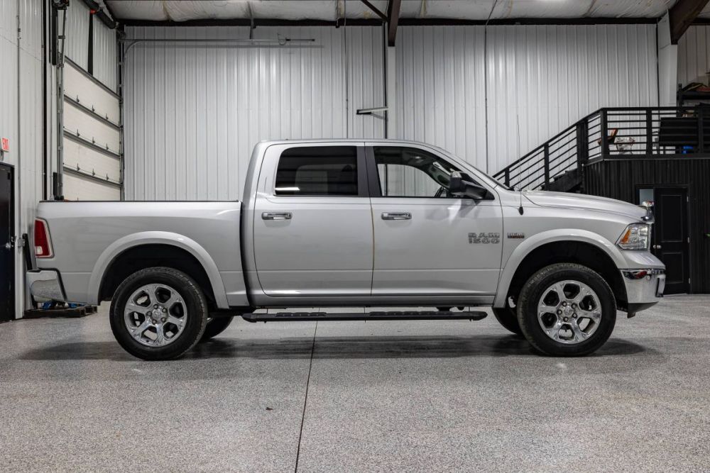 2018 Ram 1500 Laramie 4WD - photo 6