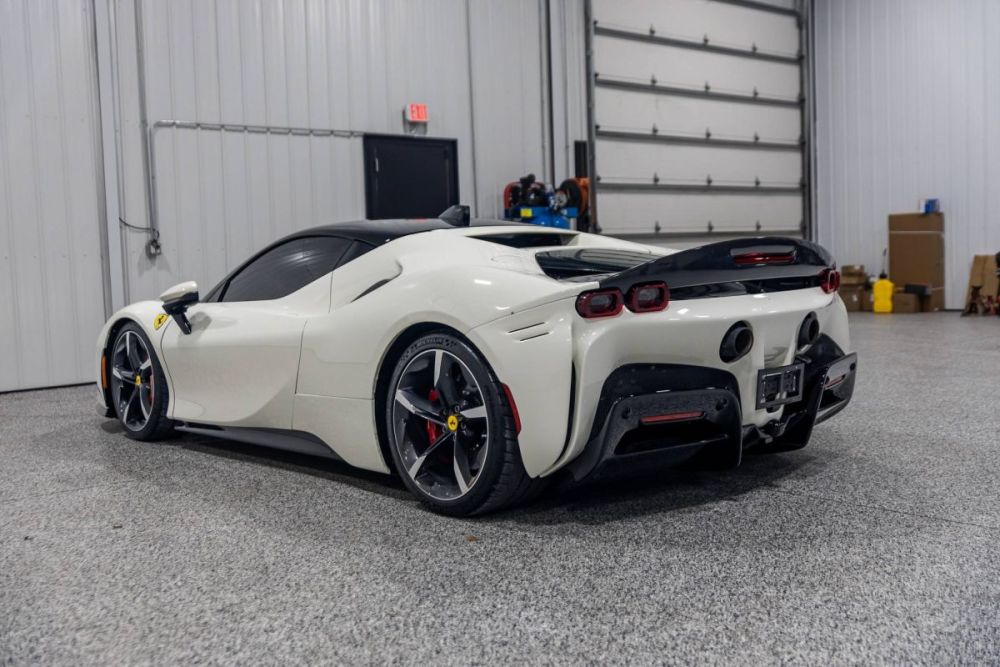 2023 Ferrari SF90 Stradale - photo 3