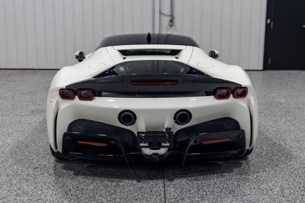 2023 Ferrari SF90 Stradale - photo 4