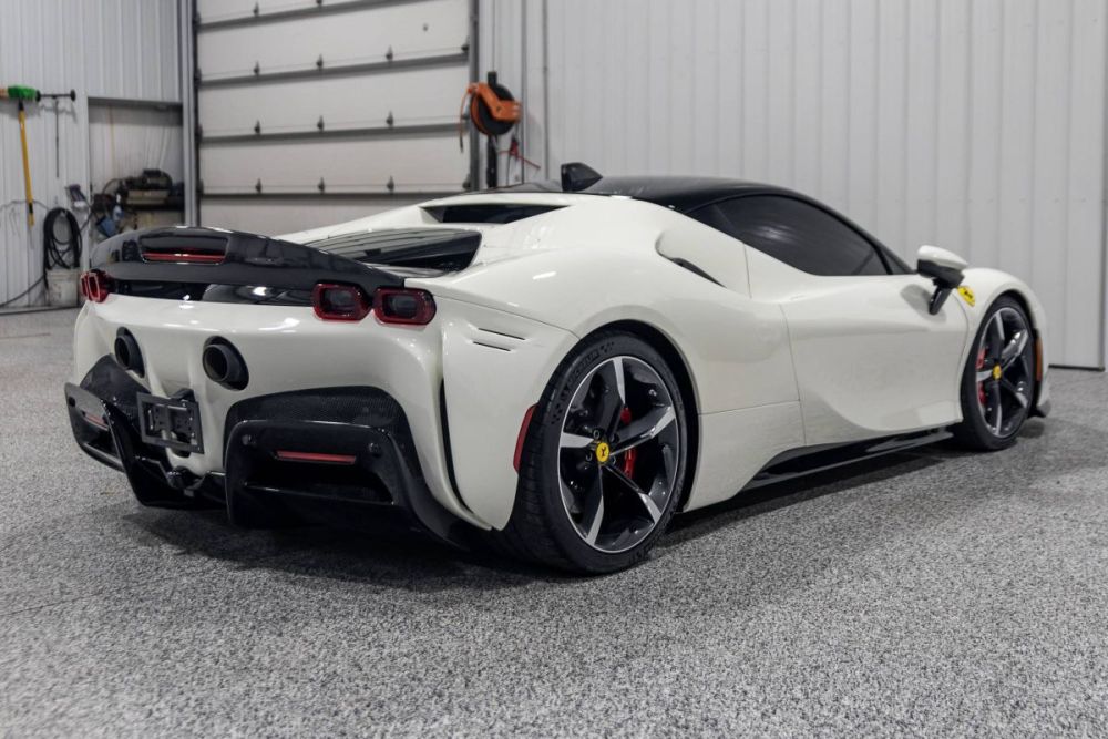 2023 Ferrari SF90 Stradale - photo 6