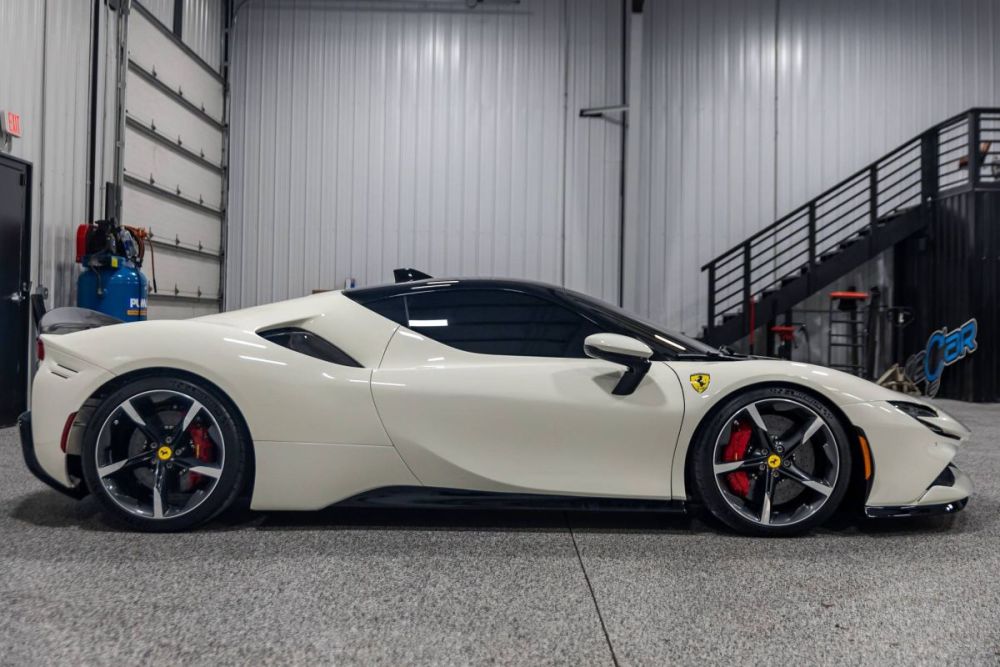 2023 Ferrari SF90 Stradale - photo 7