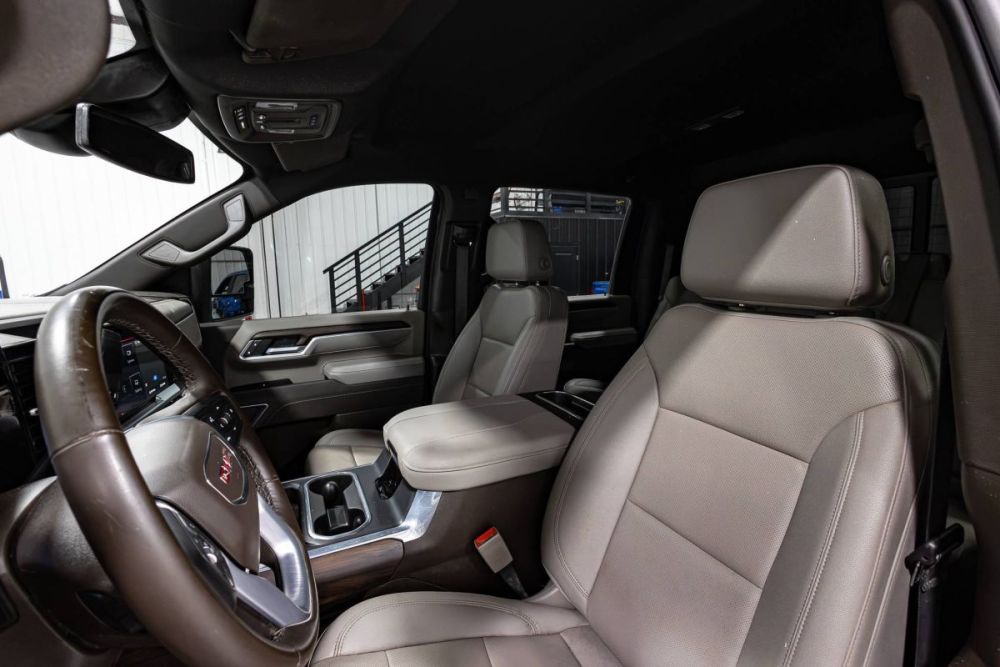 2025 GMC Sierra 2500HD SLT 4WD - photo 11