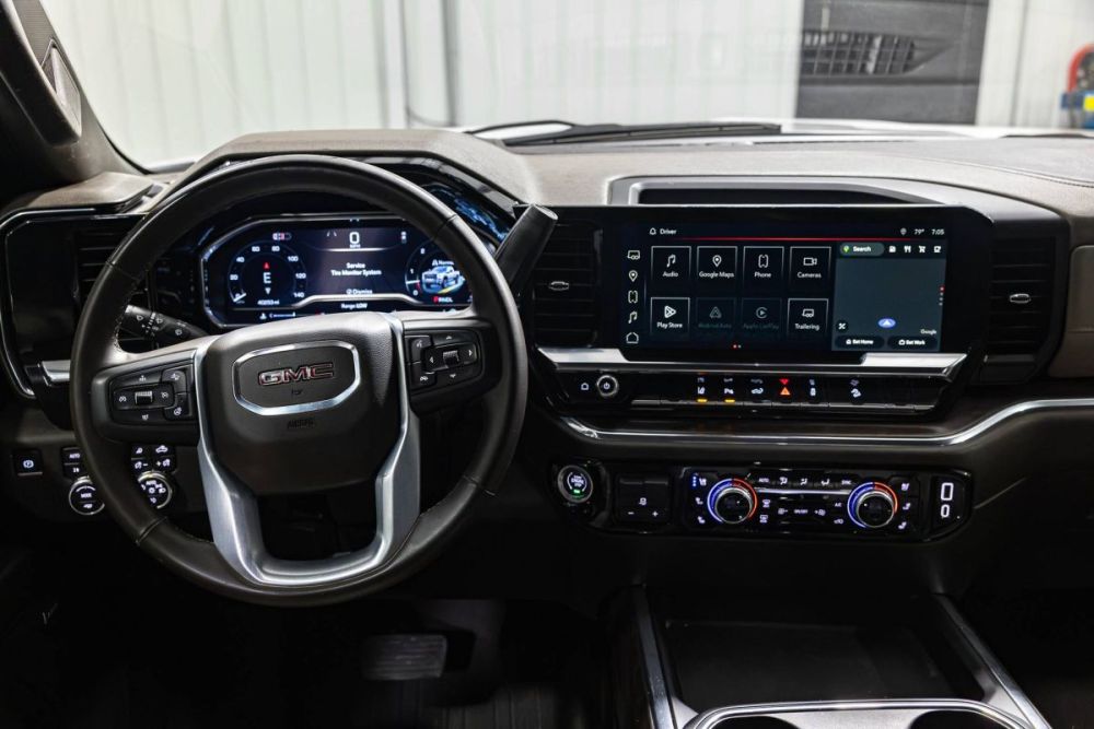 2025 GMC Sierra 2500HD SLT 4WD - photo 12