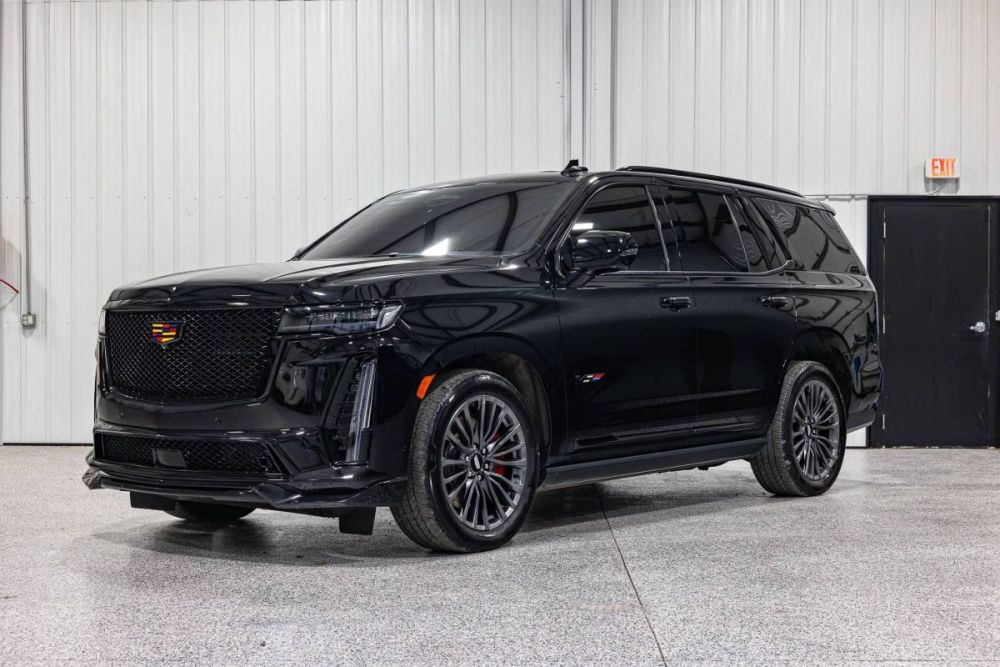 2023 Cadillac Escalade-V 4WD - photo 1
