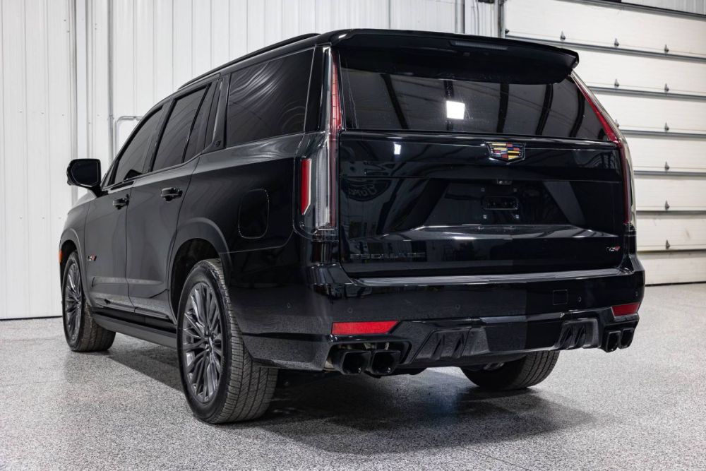 2023 Cadillac Escalade-V 4WD - photo 3