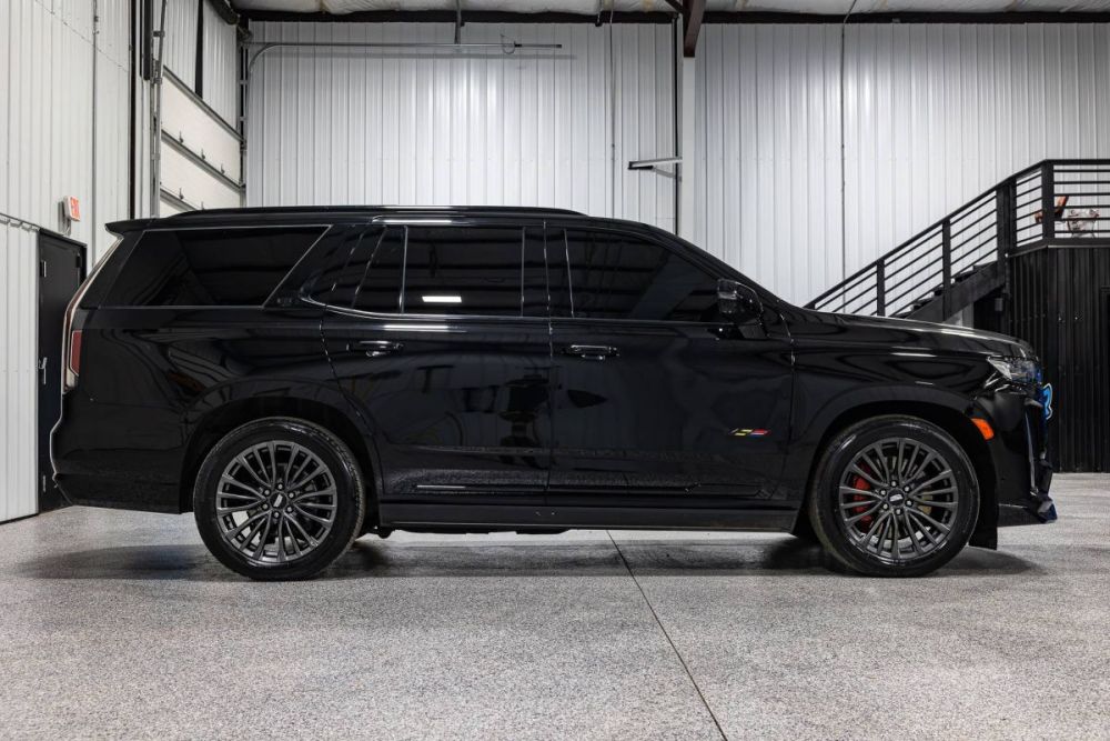2023 Cadillac Escalade-V 4WD - photo 6
