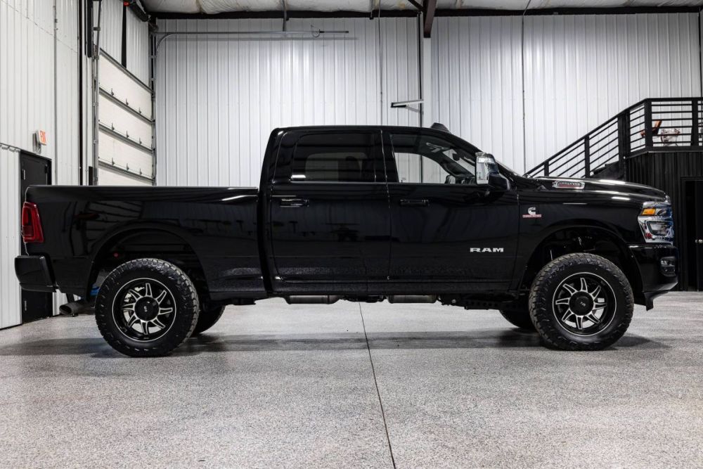 2026 Ram 2500 Laramie 4WD - photo 6