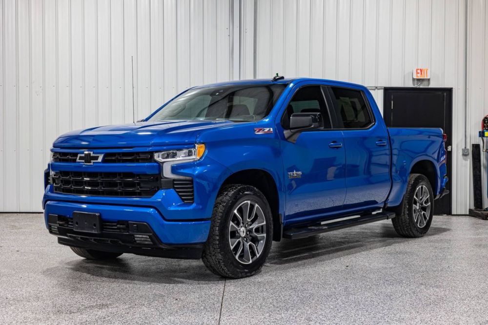 2022 Chevrolet Silverado 1500 RST 4WD - photo 1