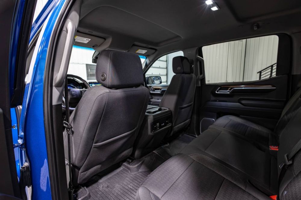2022 Chevrolet Silverado 1500 RST 4WD - photo 11