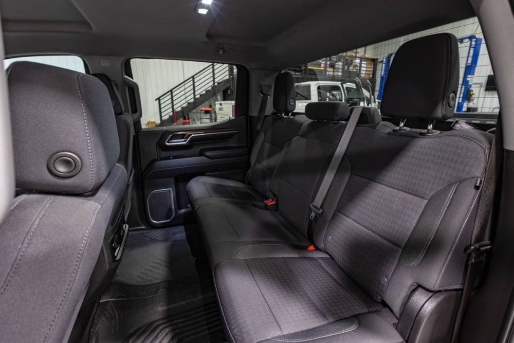 2022 Chevrolet Silverado 1500 RST 4WD - photo 10