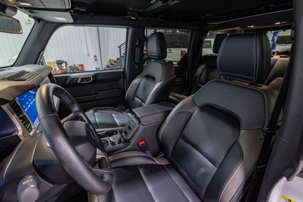 2025 Ford Bronco Outer Banks 4WD - photo 12