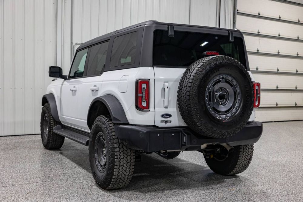 2025 Ford Bronco Outer Banks 4WD - photo 3