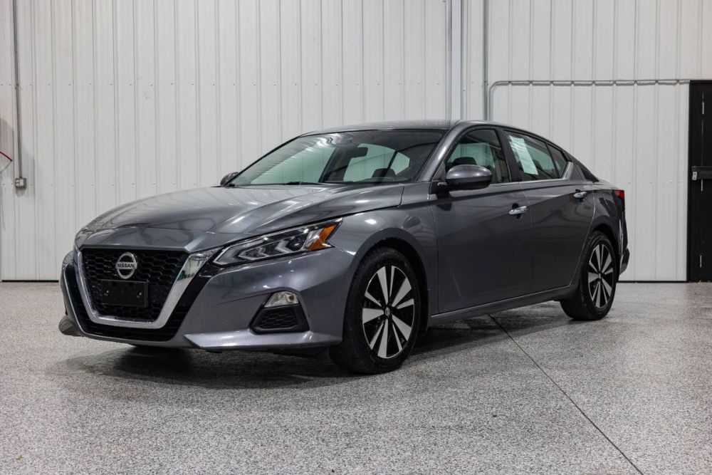 2022 Nissan Altima 2.5 SV - photo 1
