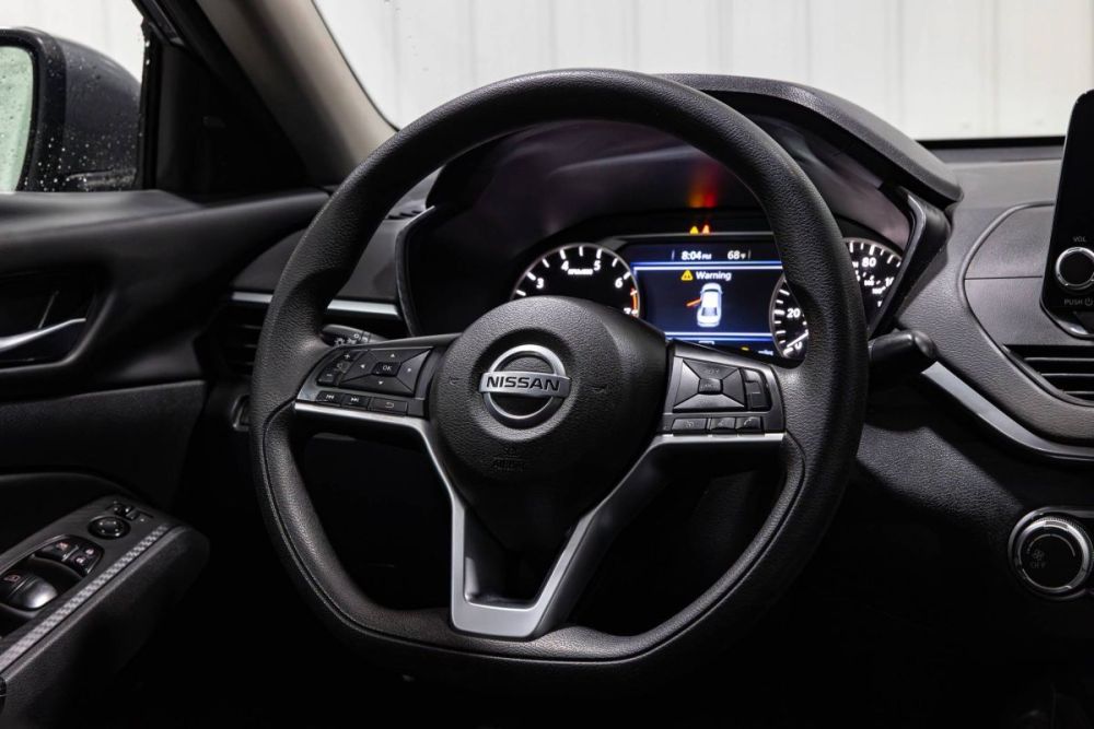 2022 Nissan Altima 2.5 SV - photo 11